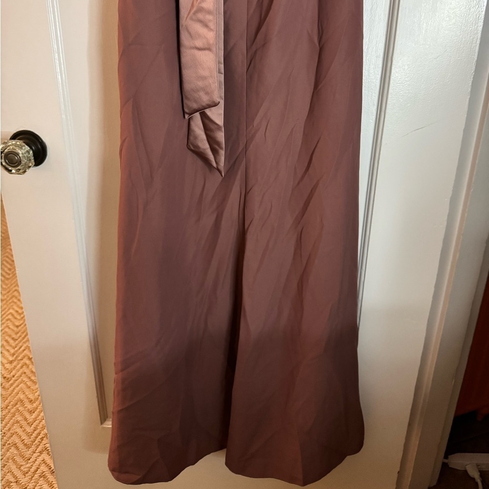 Elegant Mauve Evening Gown - Picture 4 of 6